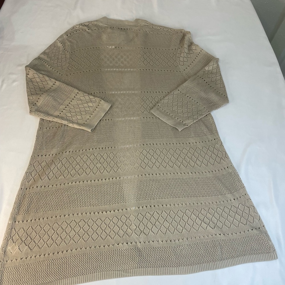 Croft & Barrow Women's Light Tan Knit Cardigan - Picture 5 of 5